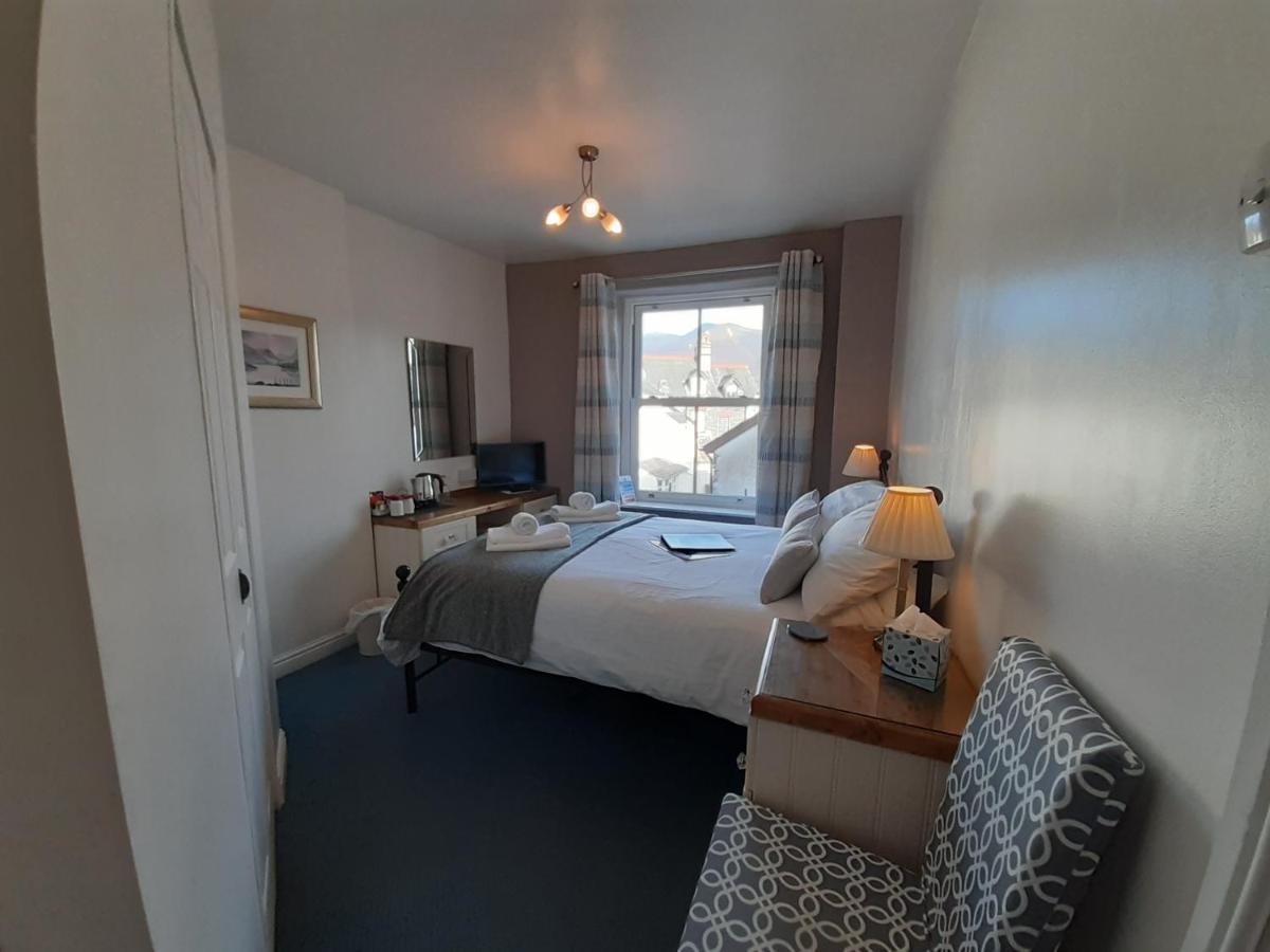 Bed and Breakfast Harvington House Кесвик Экстерьер фото